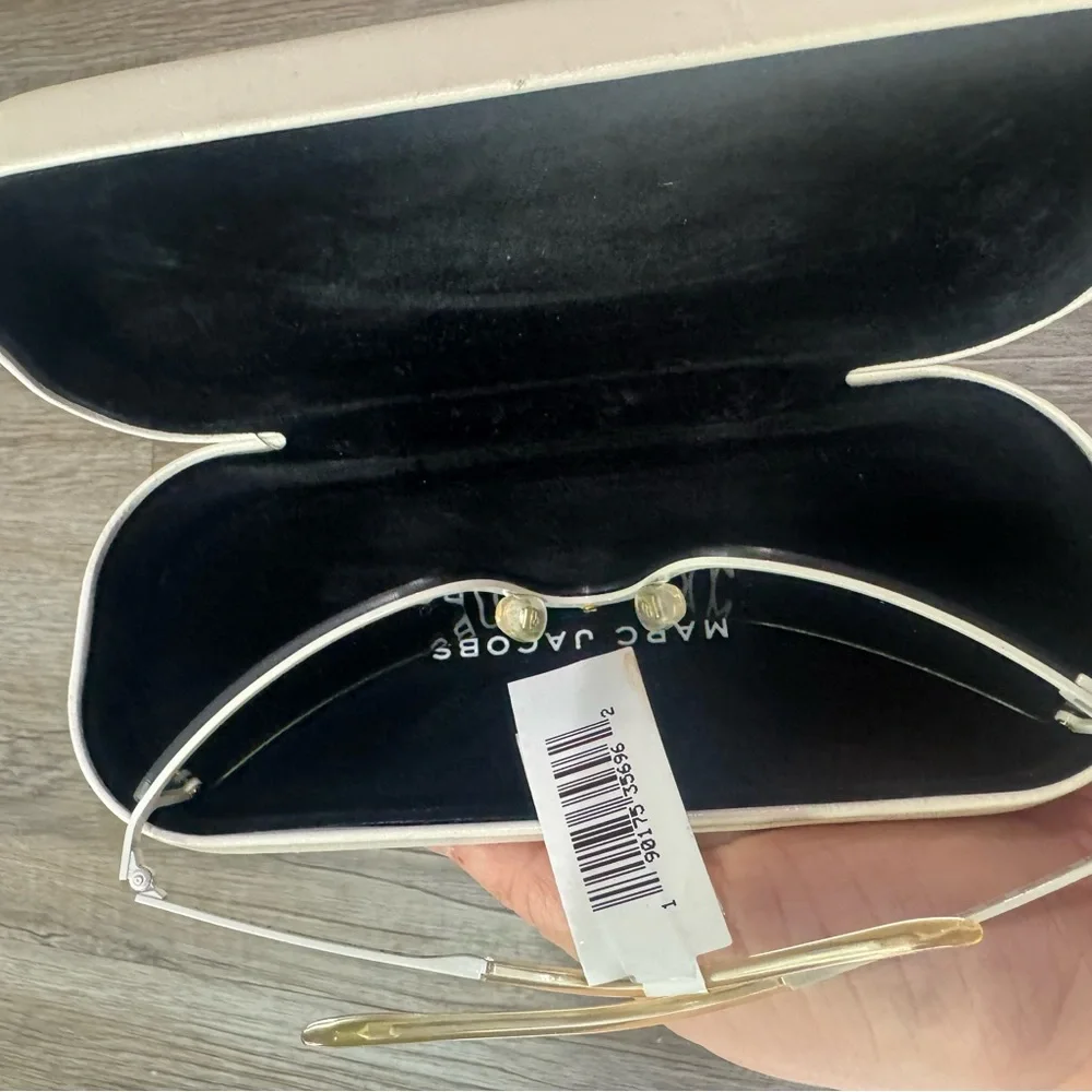 Gucci GG Logo Tom Shield Ivory Green Mirror GG1561S 99MM Sunglasses - Picture 16 of 16